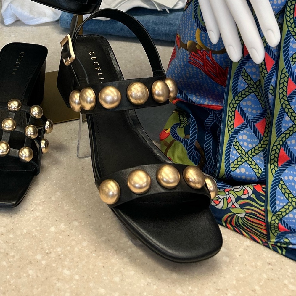 Rally cream or Black sling shoe by Cecelia